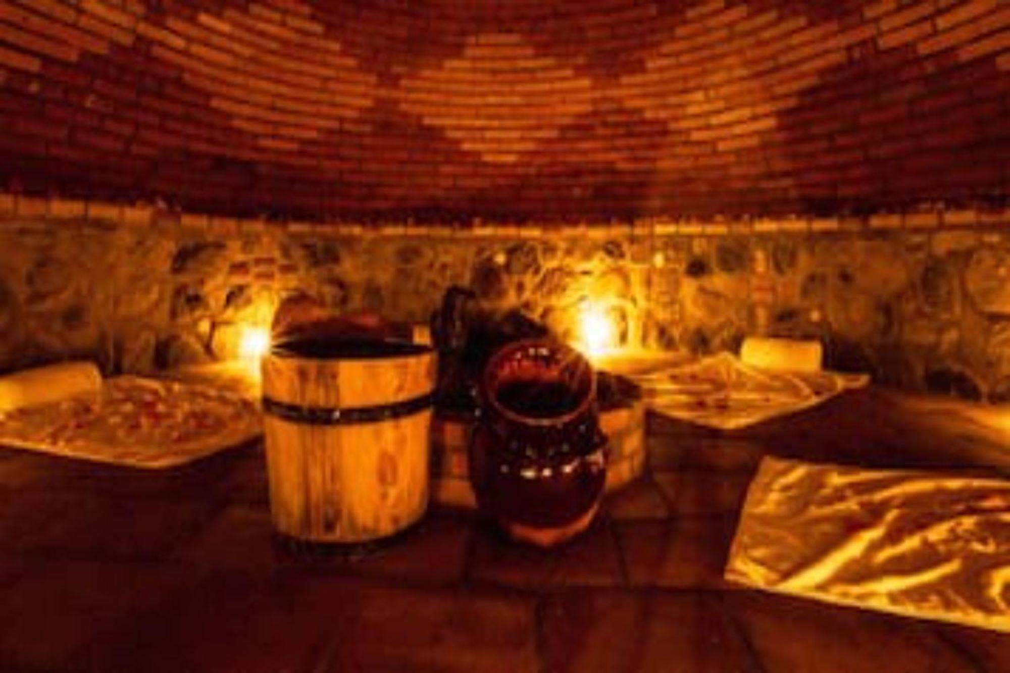 Hotel Oyo Emperadores Inn, 4*