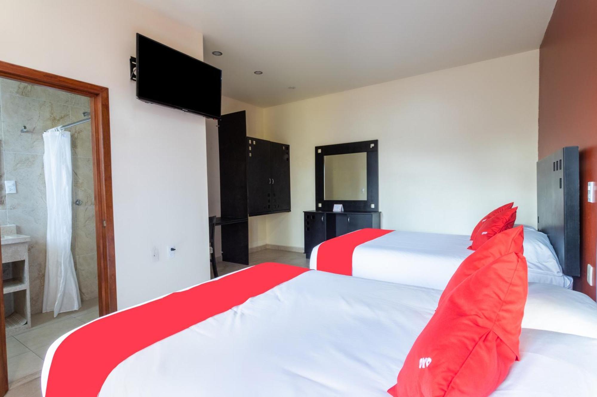 Oyo Emperadores Inn, 4* Atlixco